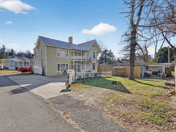 7 Marshall Street, Sparta, TN 38583