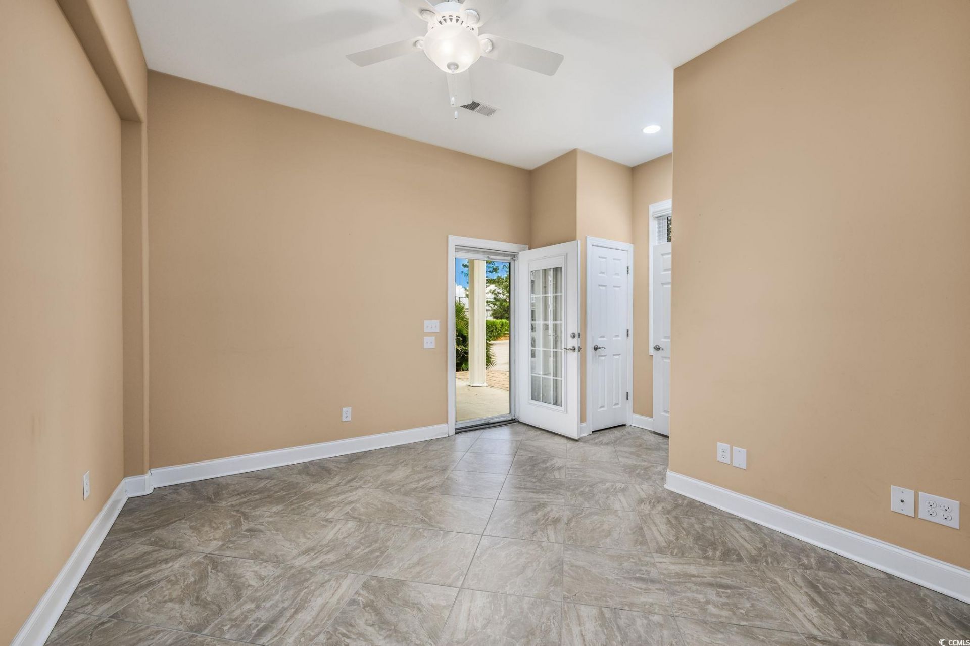 732 Ashland Ave. Photo 24