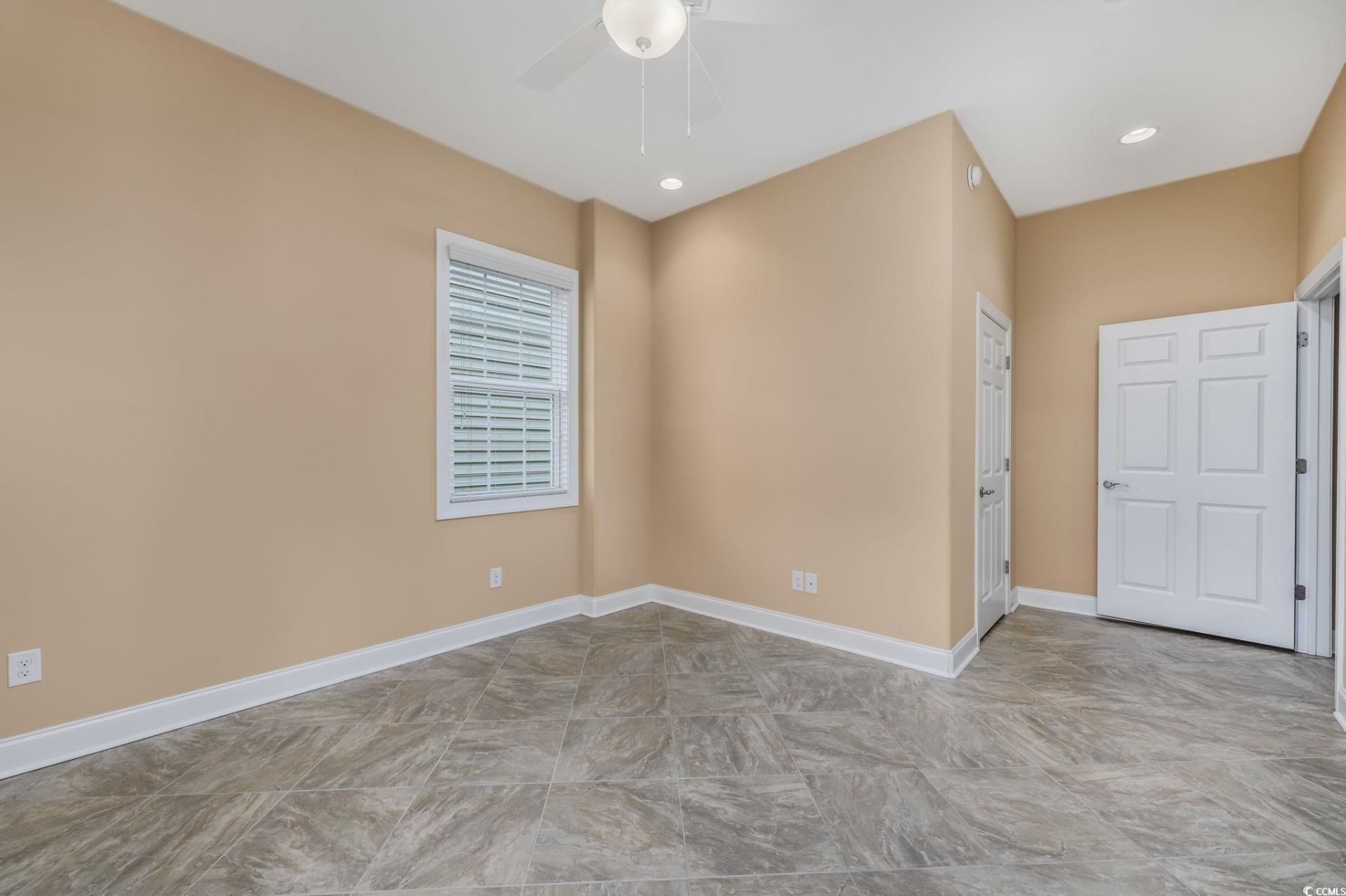 732 Ashland Ave. Photo 28