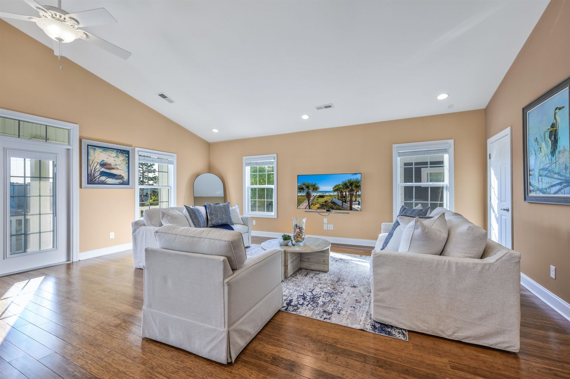 732 Ashland Ave. Photo 4