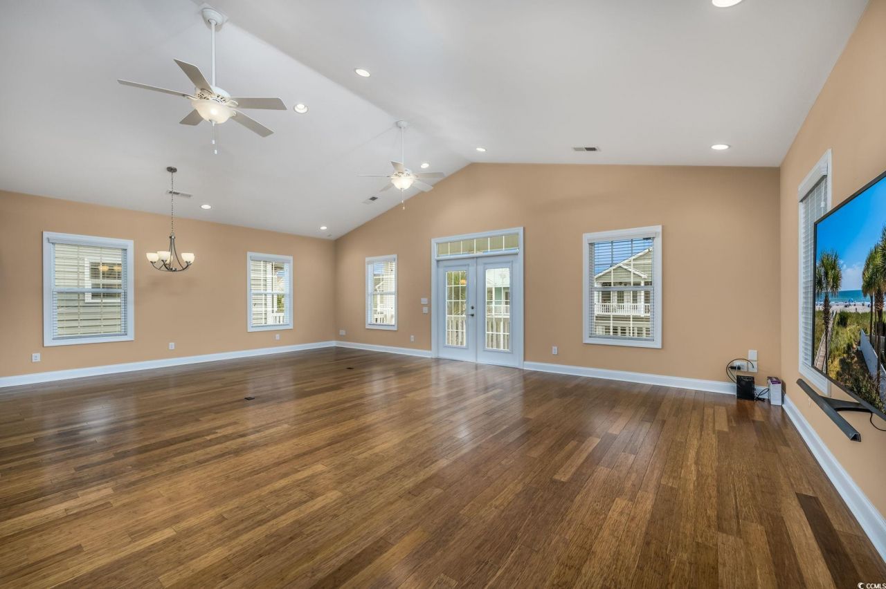 732 Ashland Ave. Photo 4