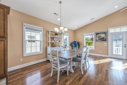 732 Ashland Ave. photo 4