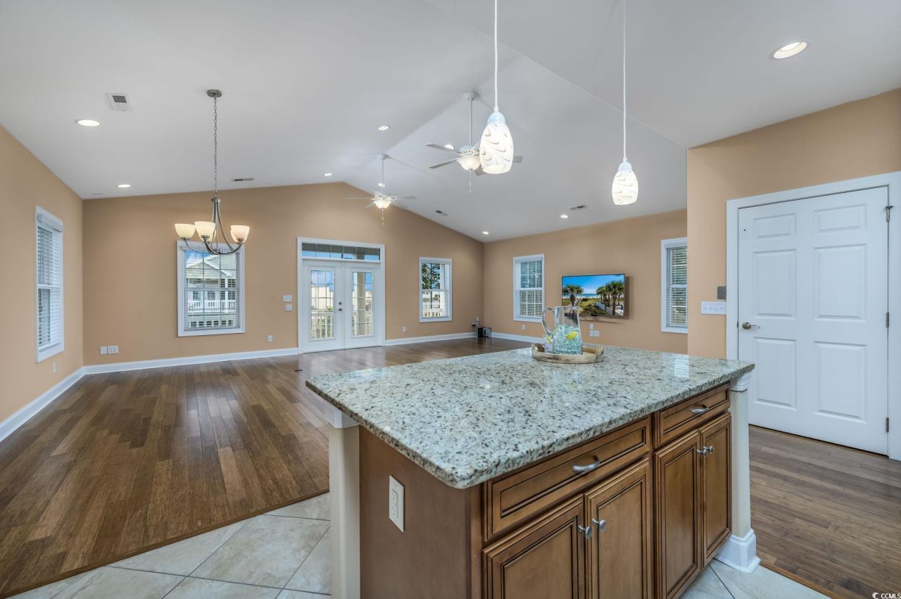 732 Ashland Ave. Photo 8