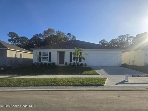 971 SW Richmond Circle SW , Palm Bay, FL 32908
