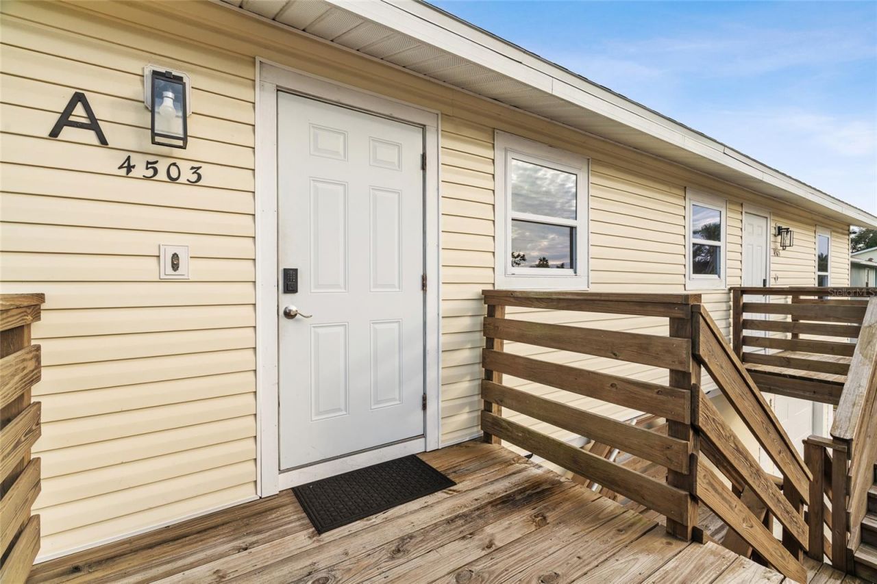 4503-4505 102nd Street W, Bradenton, FL 34210 Photo