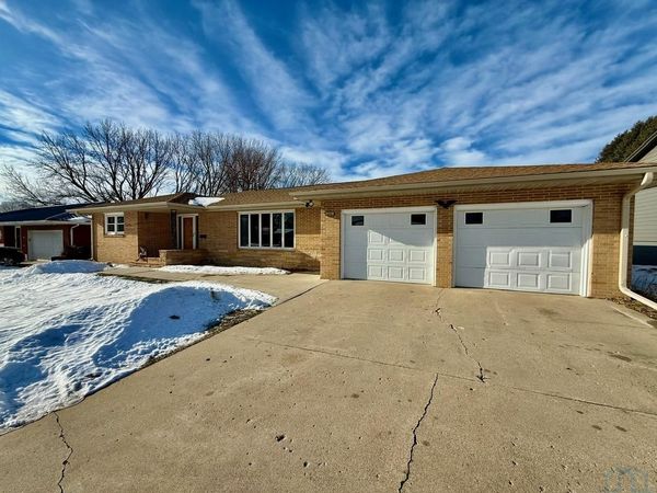 409 Spruce Strreet, Aurelia, IA 00000