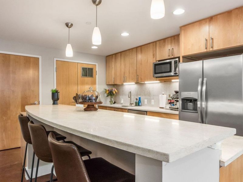 199 S 5th Street, Unit 406, Columbus, OH 43215 Photo 16