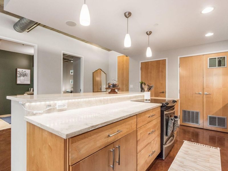 199 S 5th Street, Unit 406, Columbus, OH 43215 Photo 18