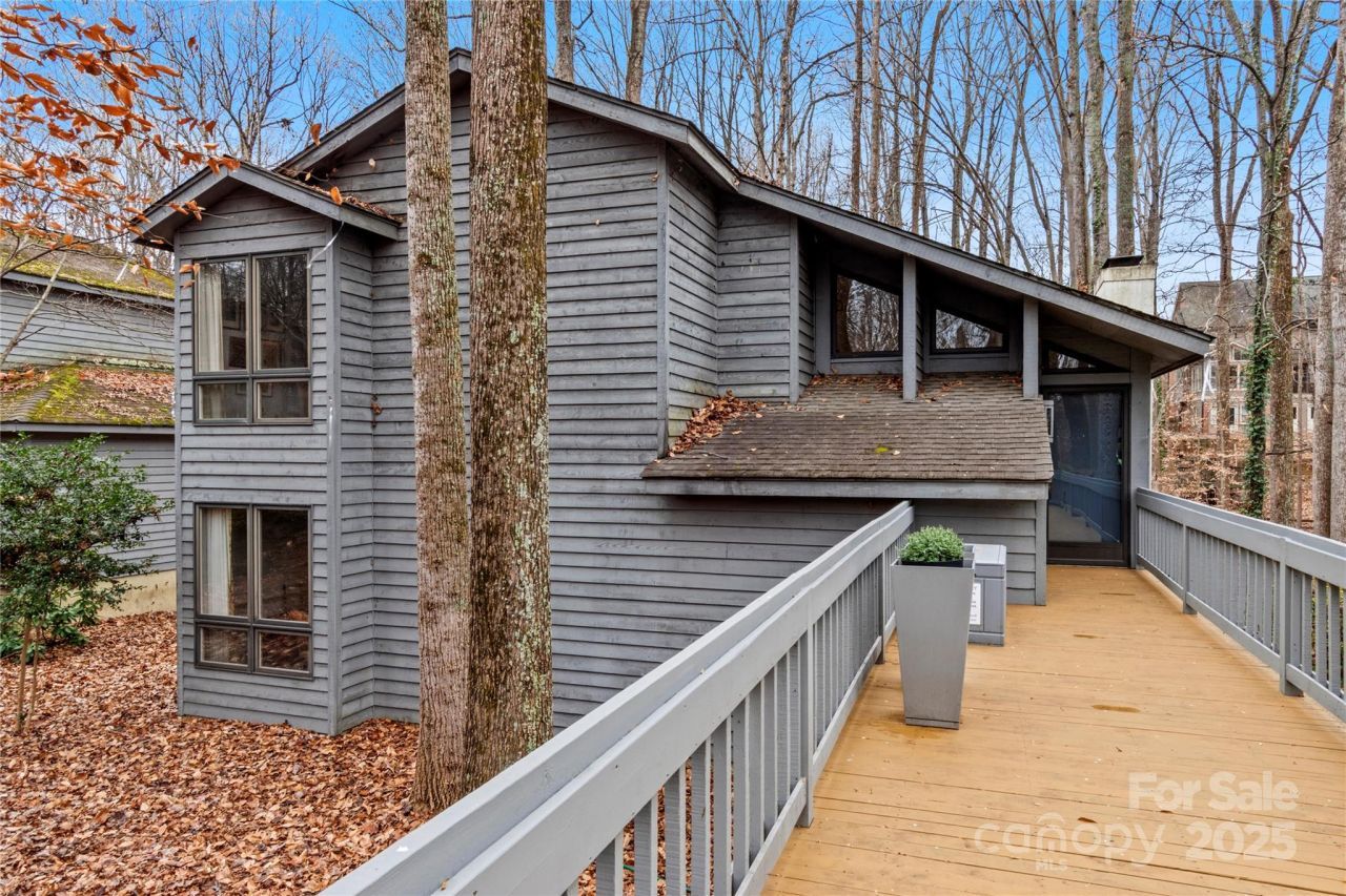 224 Forest Brook Drive, Winston Salem, NC 27106 Main Photo