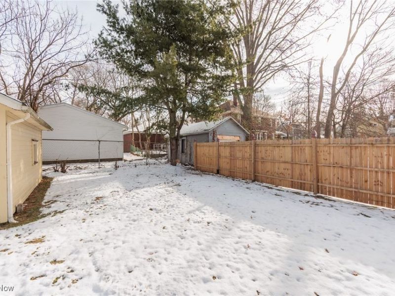 261 Madison Avenue, Akron, OH 44320 Photo 30