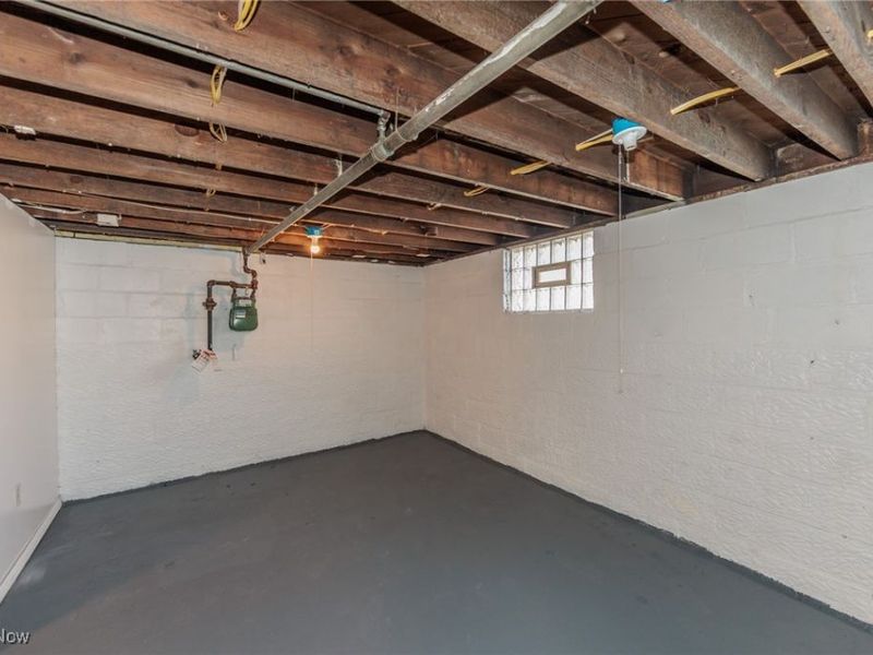 261 Madison Avenue, Akron, OH 44320 Photo 36