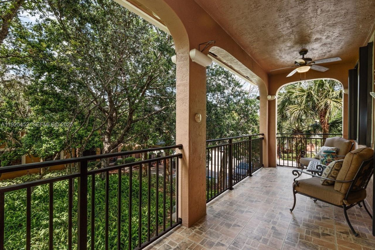 2782 Kinsington Cir, Unit 25-4, Weston, FL 33332 Photo