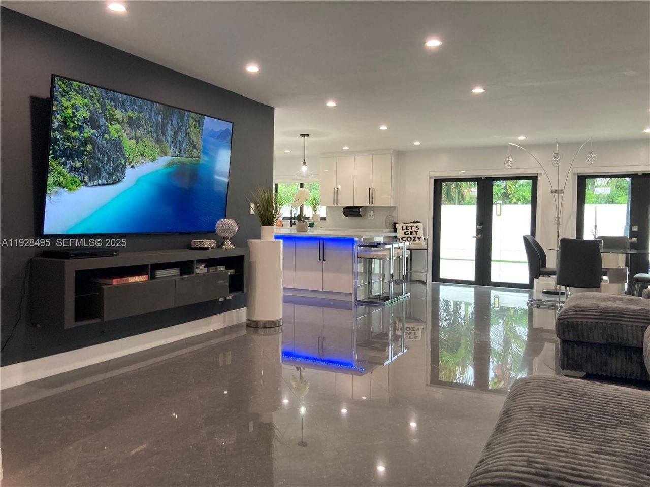 7524 Mutiny Ave, North Bay Village, FL 33141 Photo