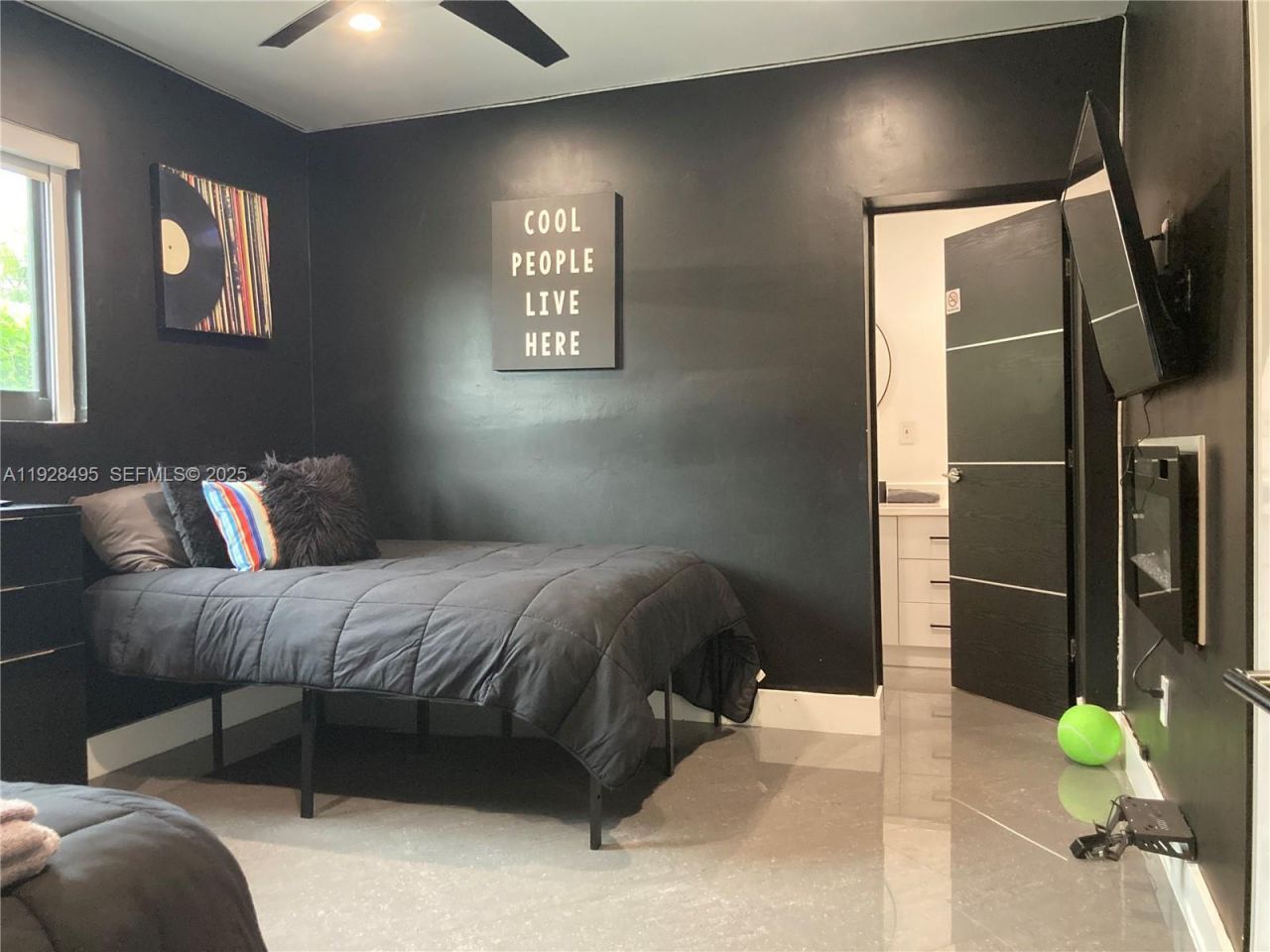 7524 Mutiny Ave, North Bay Village, FL 33141 Photo