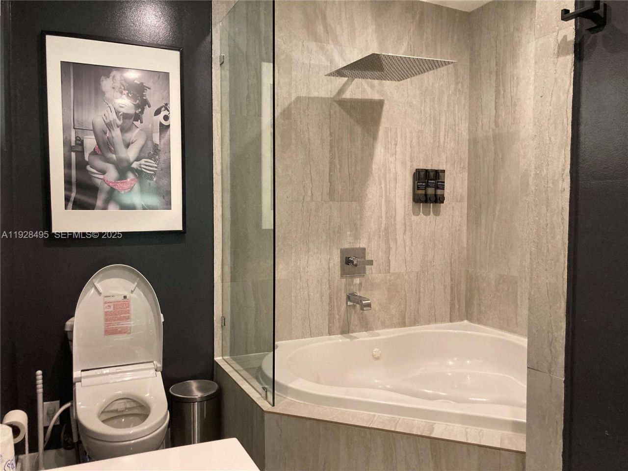 7524 Mutiny Ave, North Bay Village, FL 33141 Photo