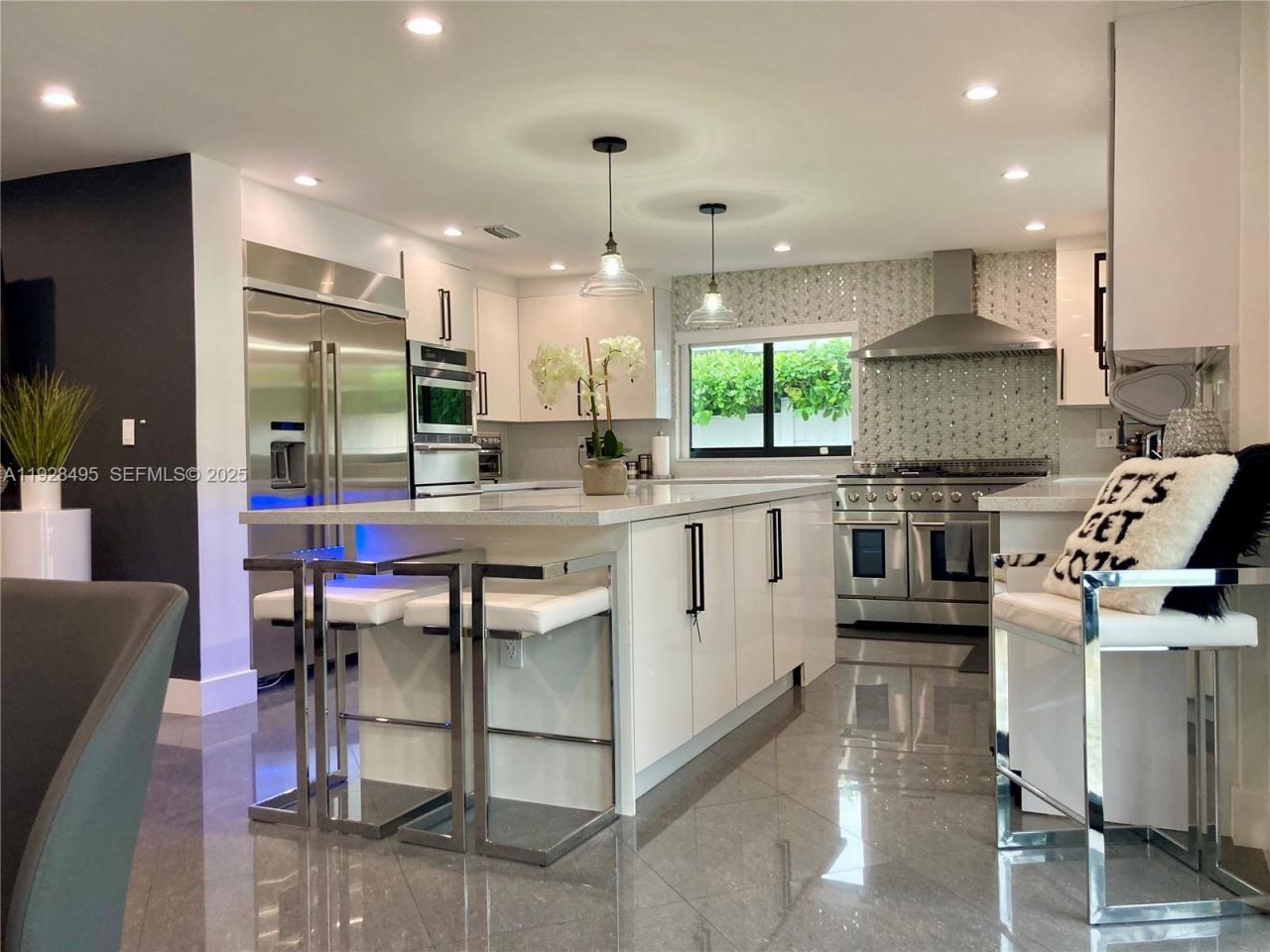 7524 Mutiny Ave, North Bay Village, FL 33141 Photo