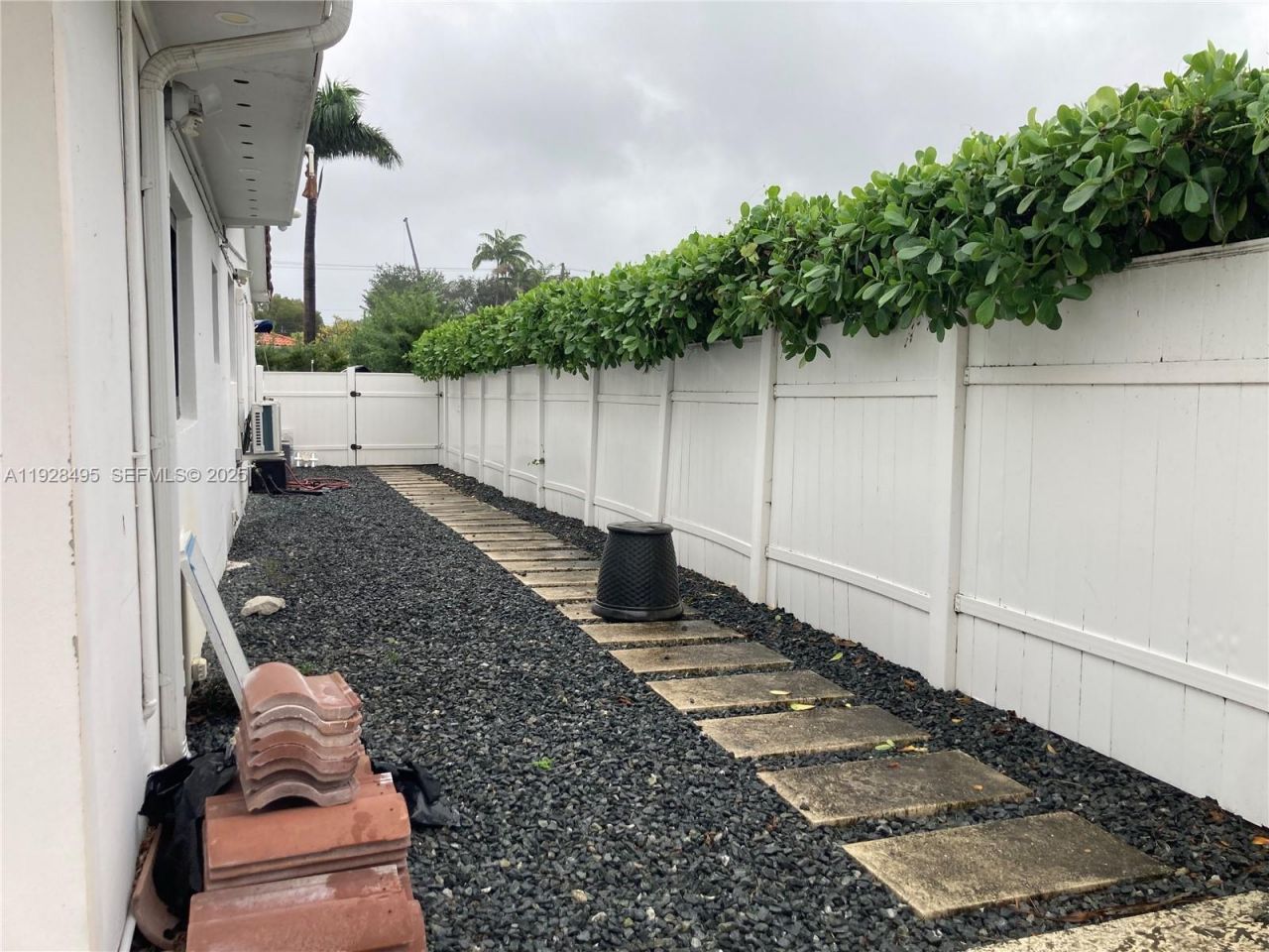 7524 Mutiny Ave, North Bay Village, FL 33141 Photo