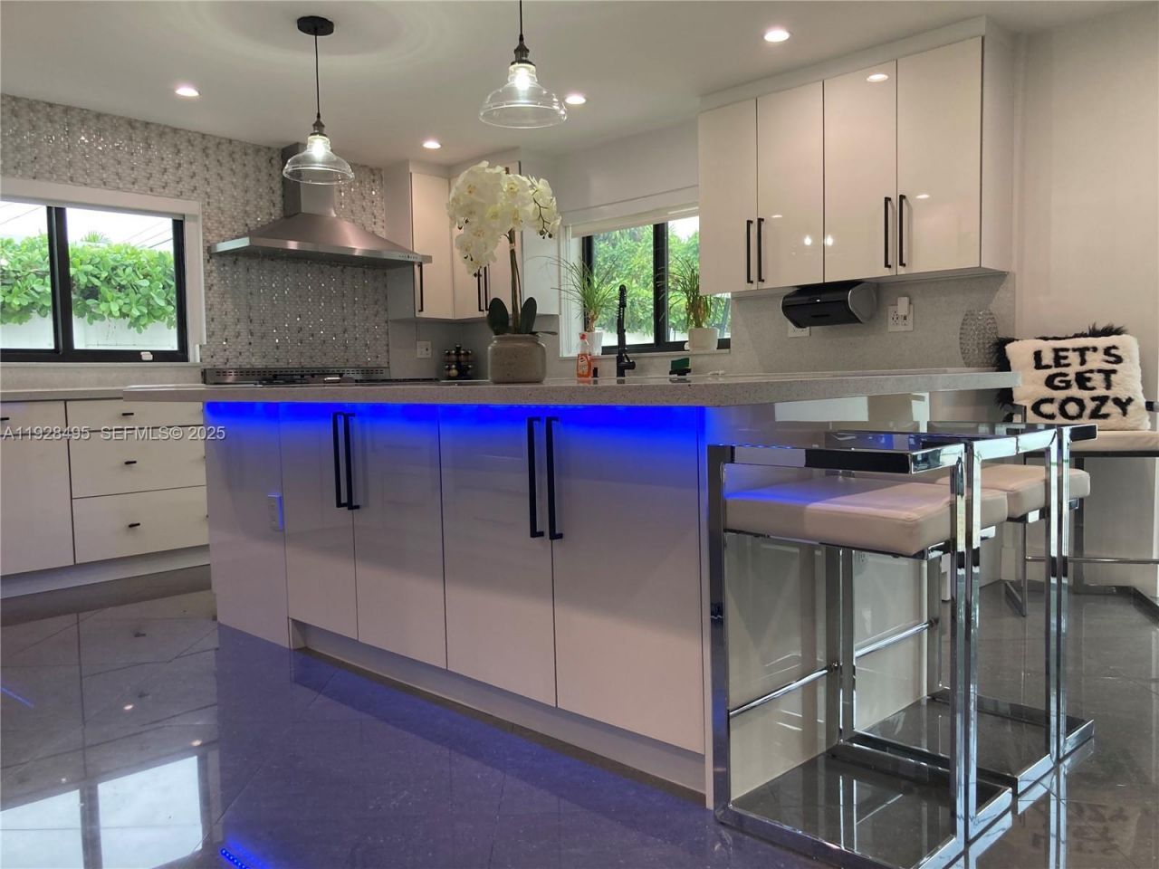 7524 Mutiny Ave, North Bay Village, FL 33141 Photo