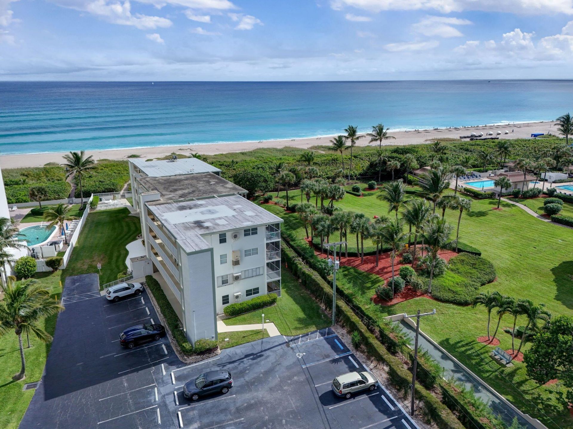 3600 N Ocean Drive, Unit 322, Singer Island, FL 33404 Photo