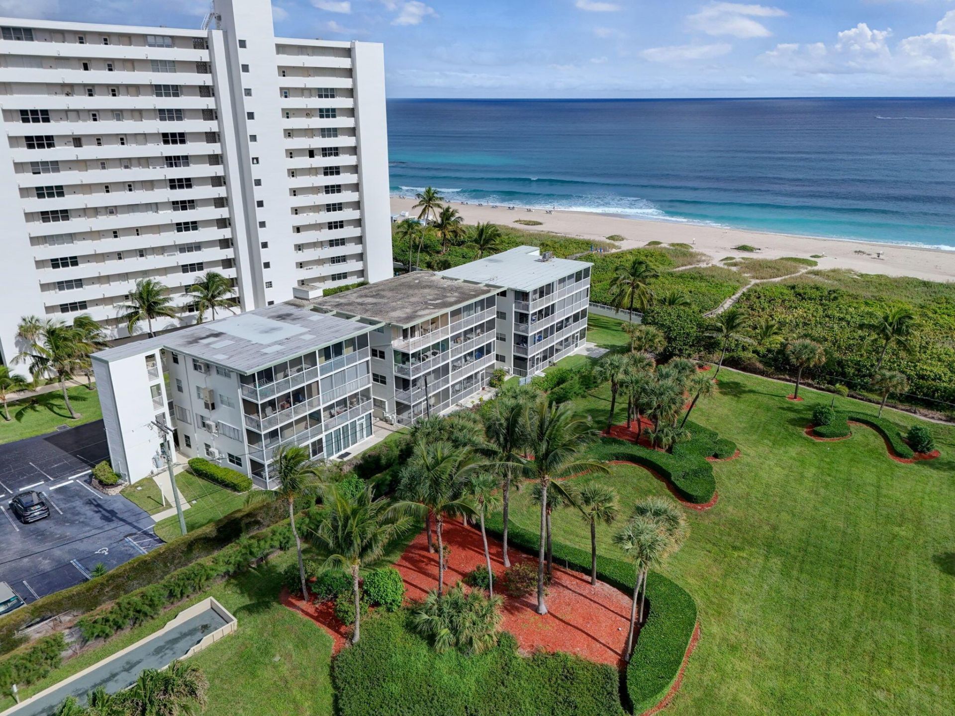 3600 N Ocean Drive, Unit 322, Singer Island, FL 33404 Photo