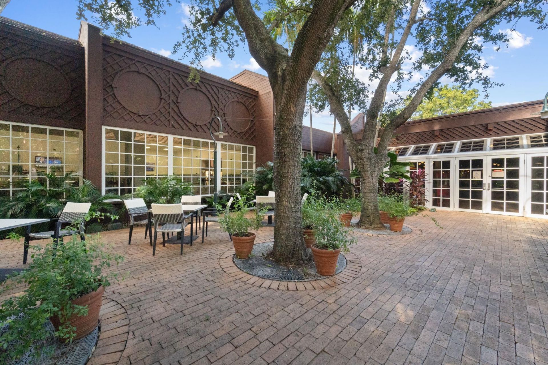 1000 Quayside Terrace, Unit 1606, Miami, FL 33138 Photo