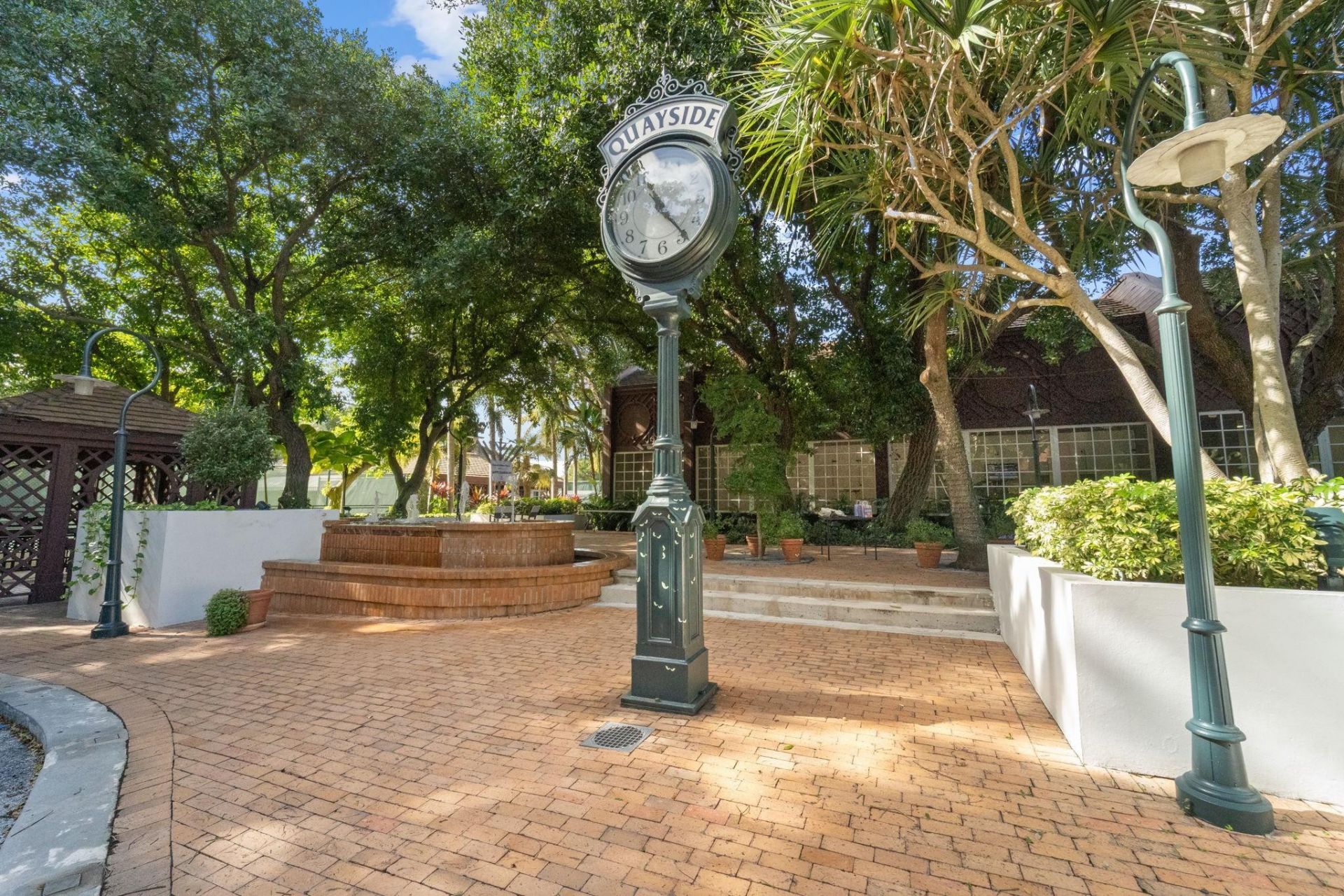 1000 Quayside Terrace, Unit 1606, Miami, FL 33138 Photo