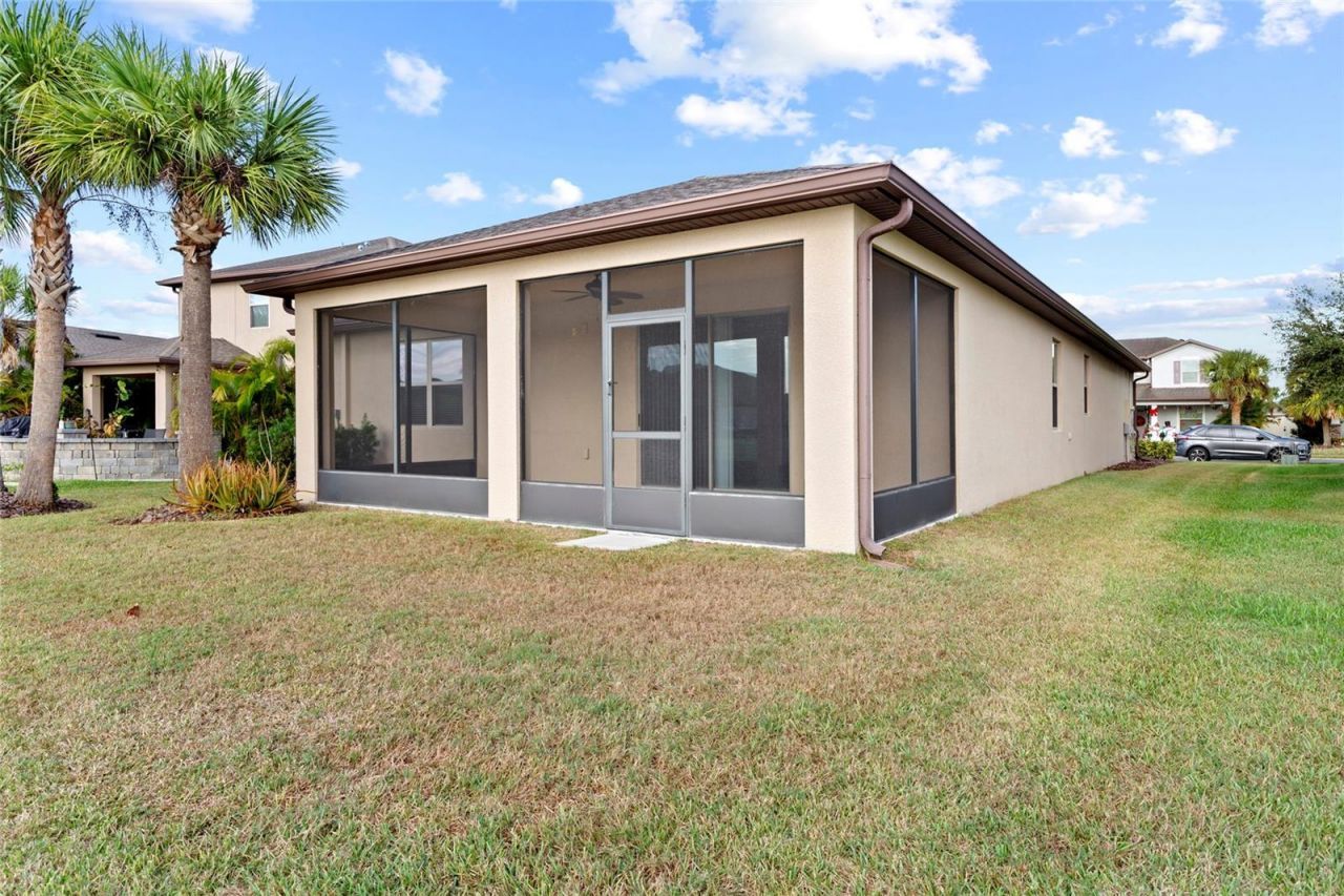 6323 Kenava Loop, Palmetto, FL 34221 Photo