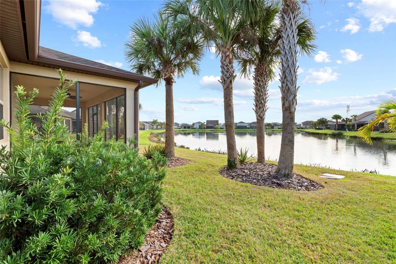 6323 Kenava Loop, Palmetto, FL 34221 Photo