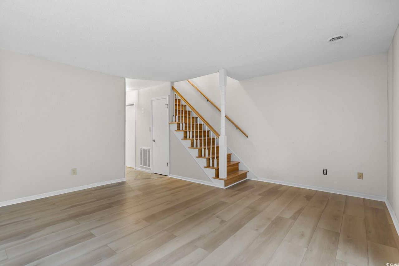 210 25th Ave. S Photo 17