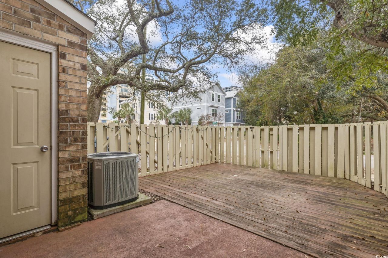 210 25th Ave. S Photo 30