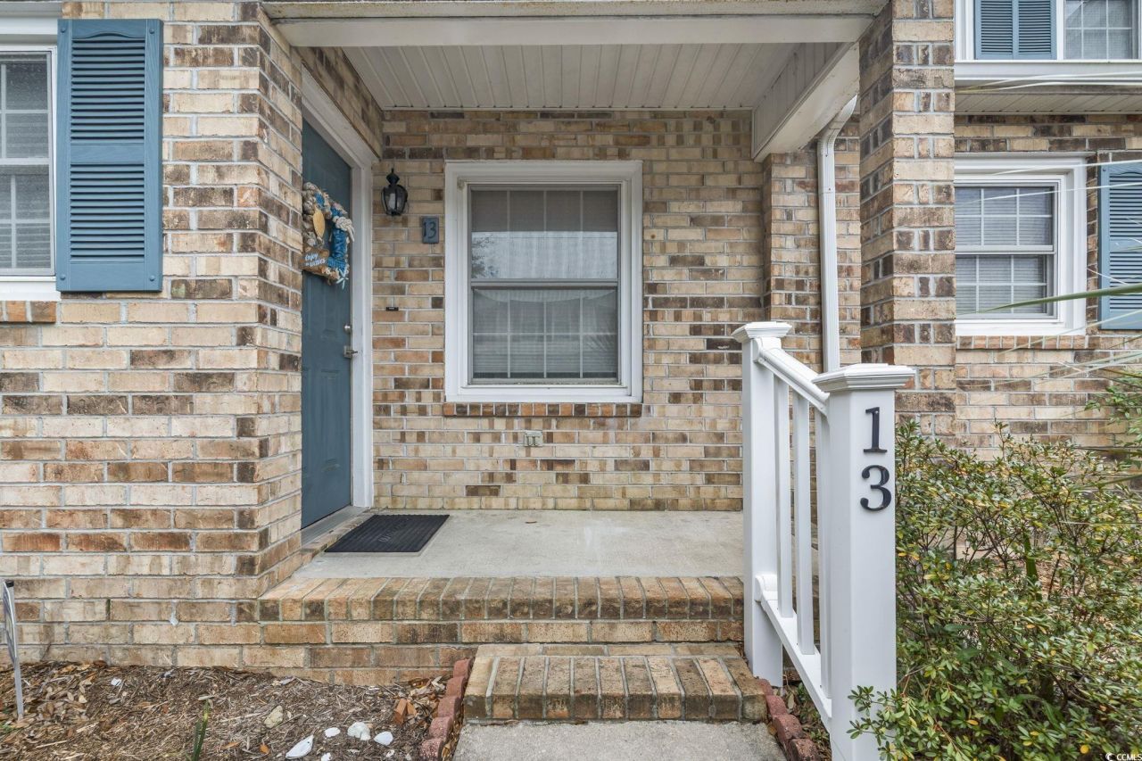 210 25th Ave. S Photo 4