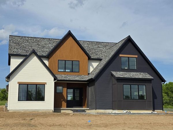 4 Faulkner Drive, Waterford, NY 12188