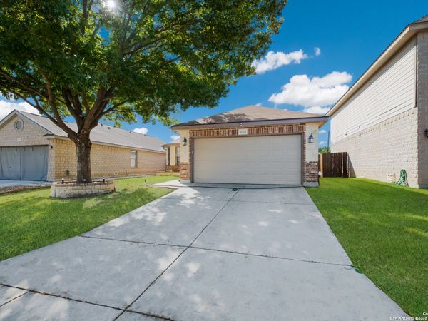 10403 Alsfeld, Helotes, TX 78023