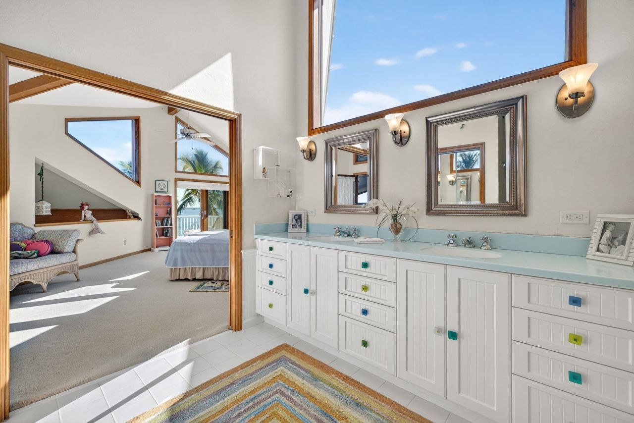 1157 Bird Ln, Sanibel, FL 33957 Photo