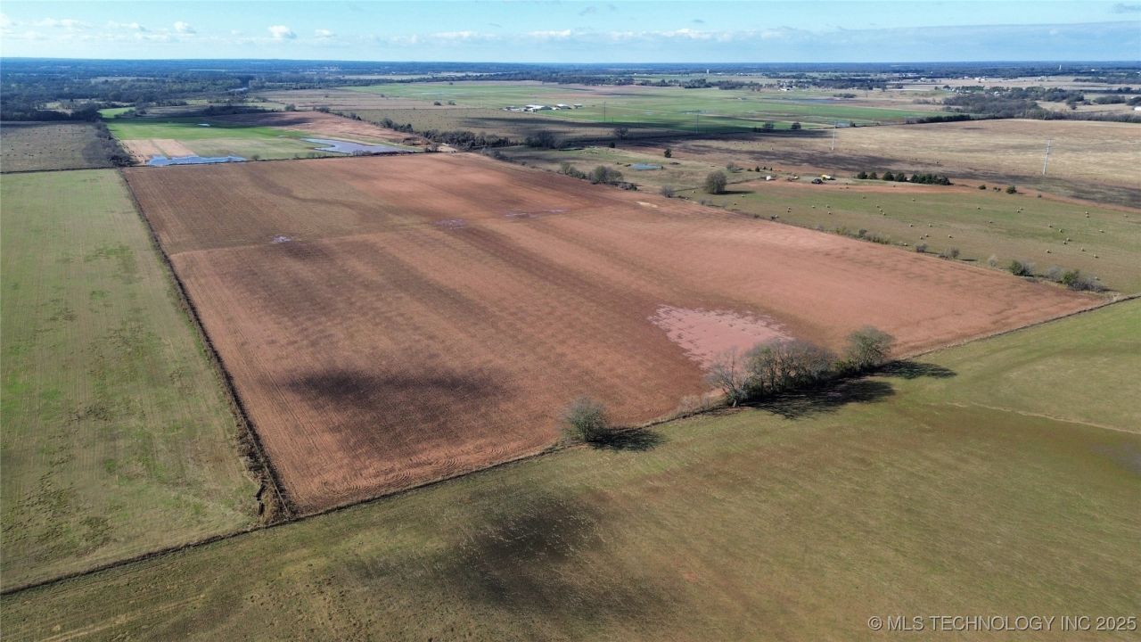 Grassy Lake, Hendrix, OK 74741 Main Photo