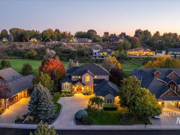 1479 W Oakhampton Dr, Eagle, ID 83616