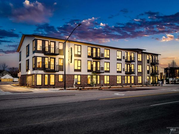 2312 S Broadway Avenue, Unit A103, Boise, ID 83706