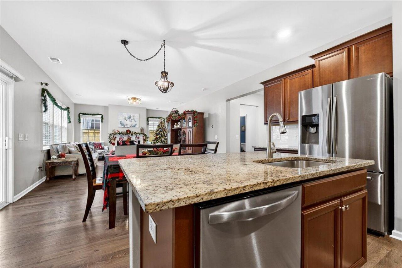 9947 Winged Elm Street Photo 16