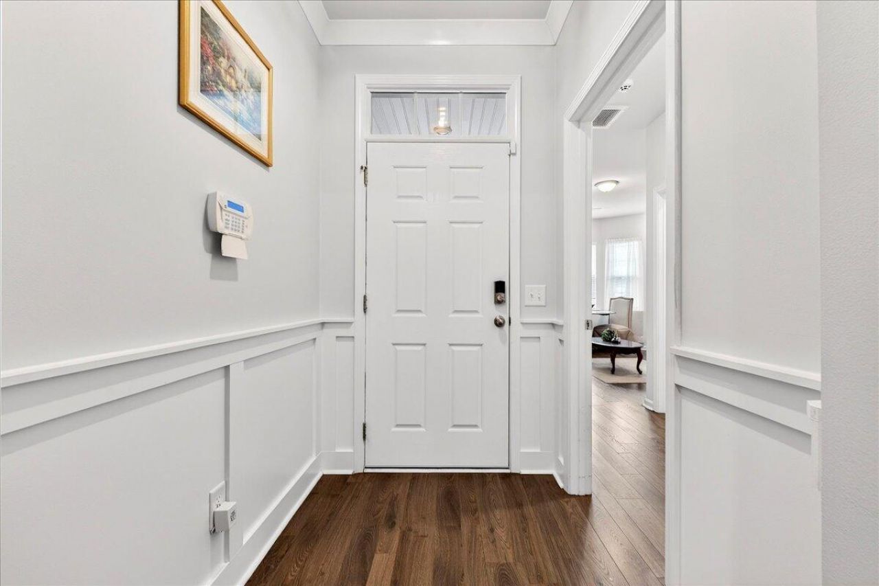 9947 Winged Elm Street Photo 6