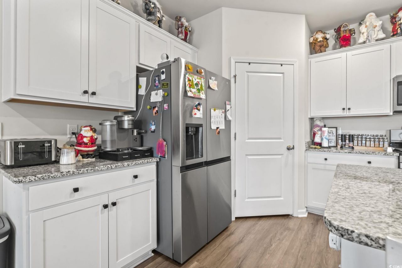 730 Gryffindor Dr. Photo 13