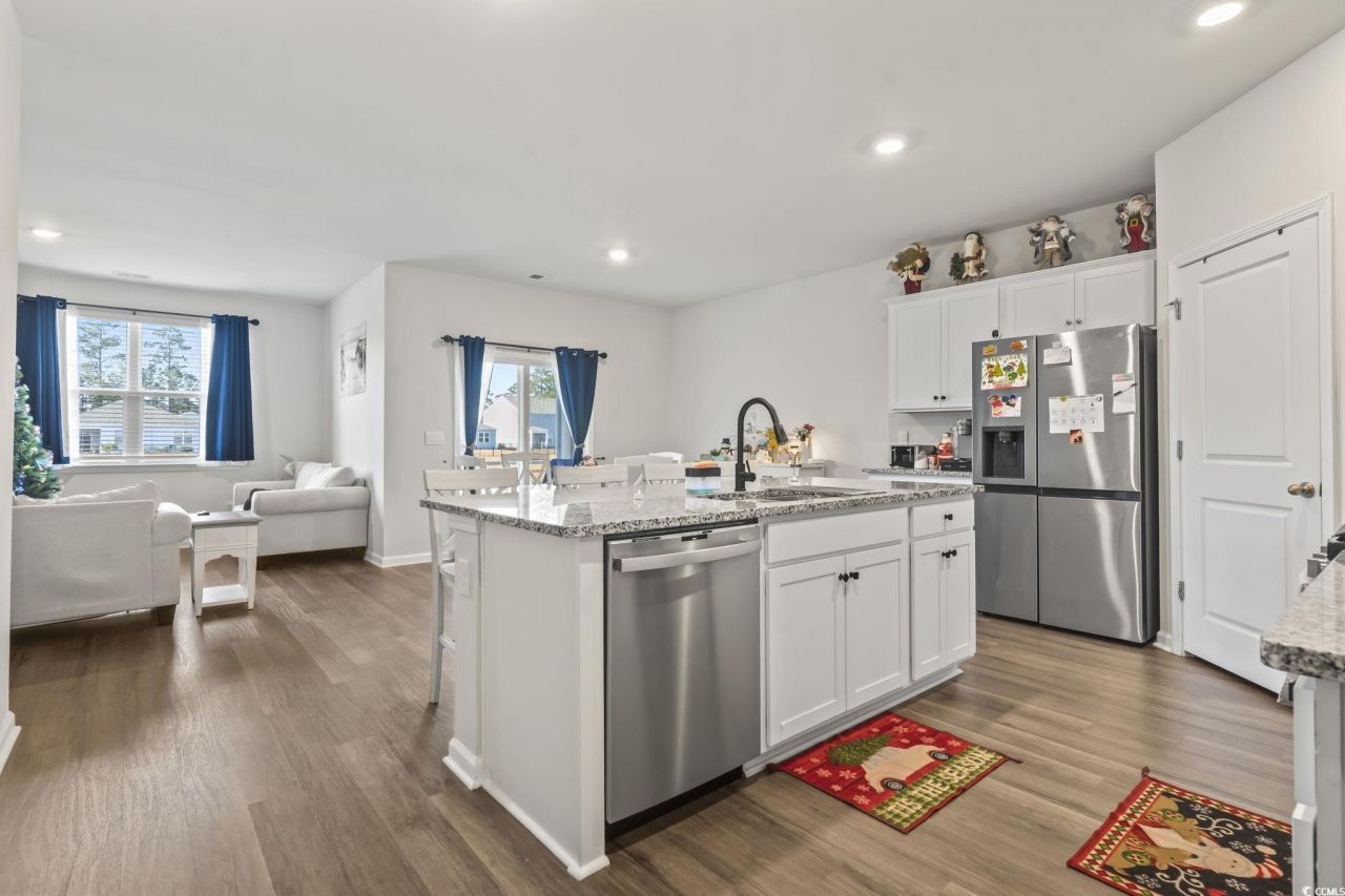 730 Gryffindor Dr. Photo 17