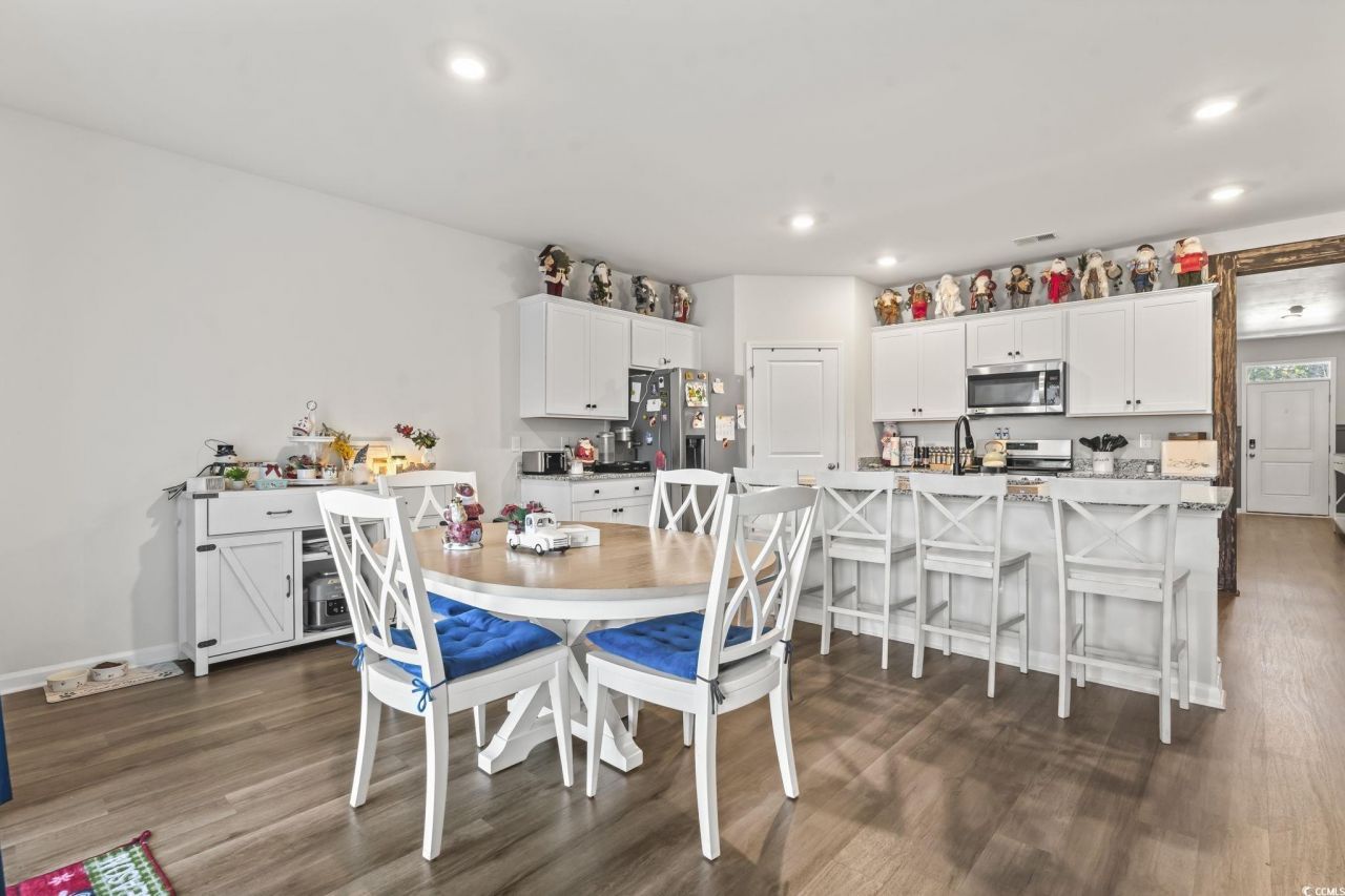 730 Gryffindor Dr. Photo 21