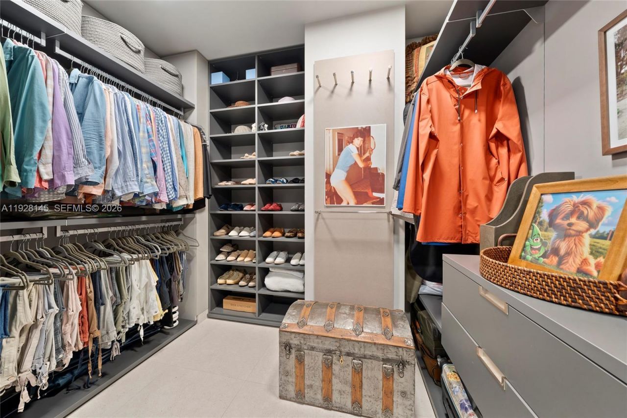 3581 E Glencoe St, Unit 403, Miami, FL 33133 Photo