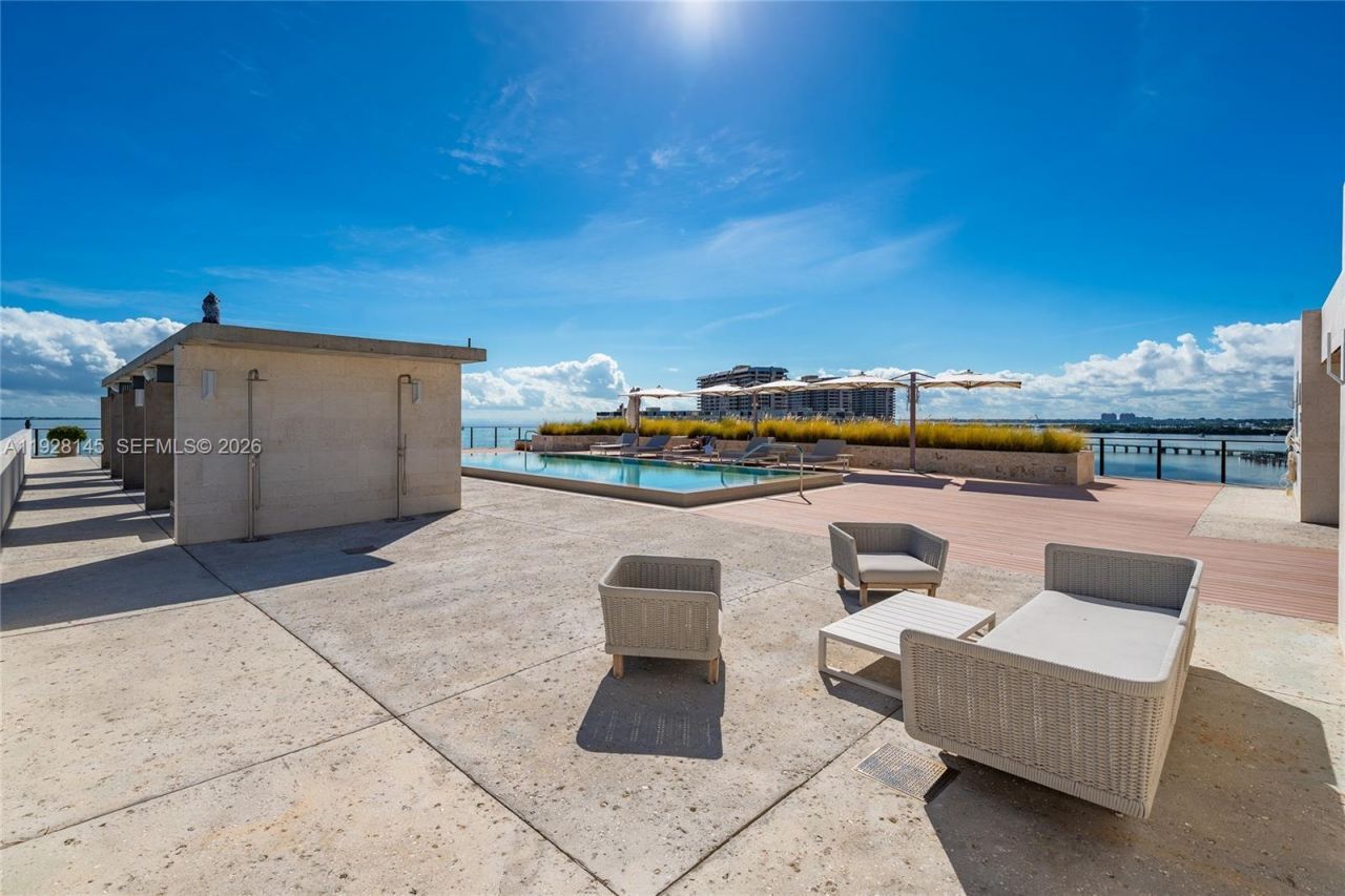 3581 E Glencoe St, Unit 403, Miami, FL 33133 Photo