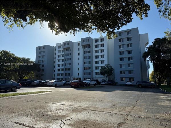 9001 SW 77th Ave, Unit C709, Miami, FL 33156