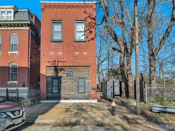 1809 Lynch Street, St Louis, MO 63118