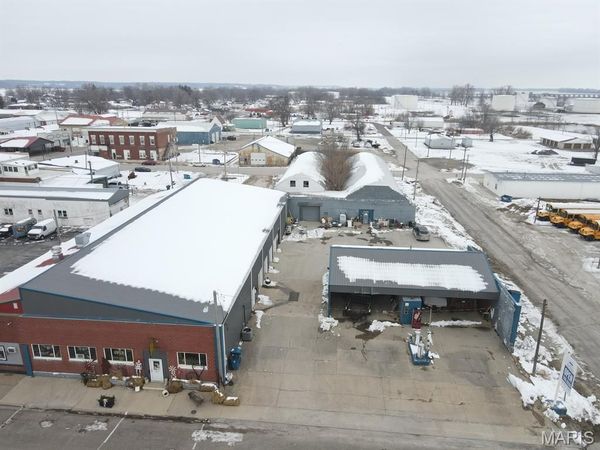 304 Lewis Street, Canton, MO 63435