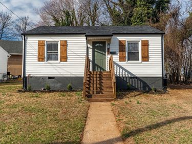 1209 Shirley Road, Lynchburg, VA 24502