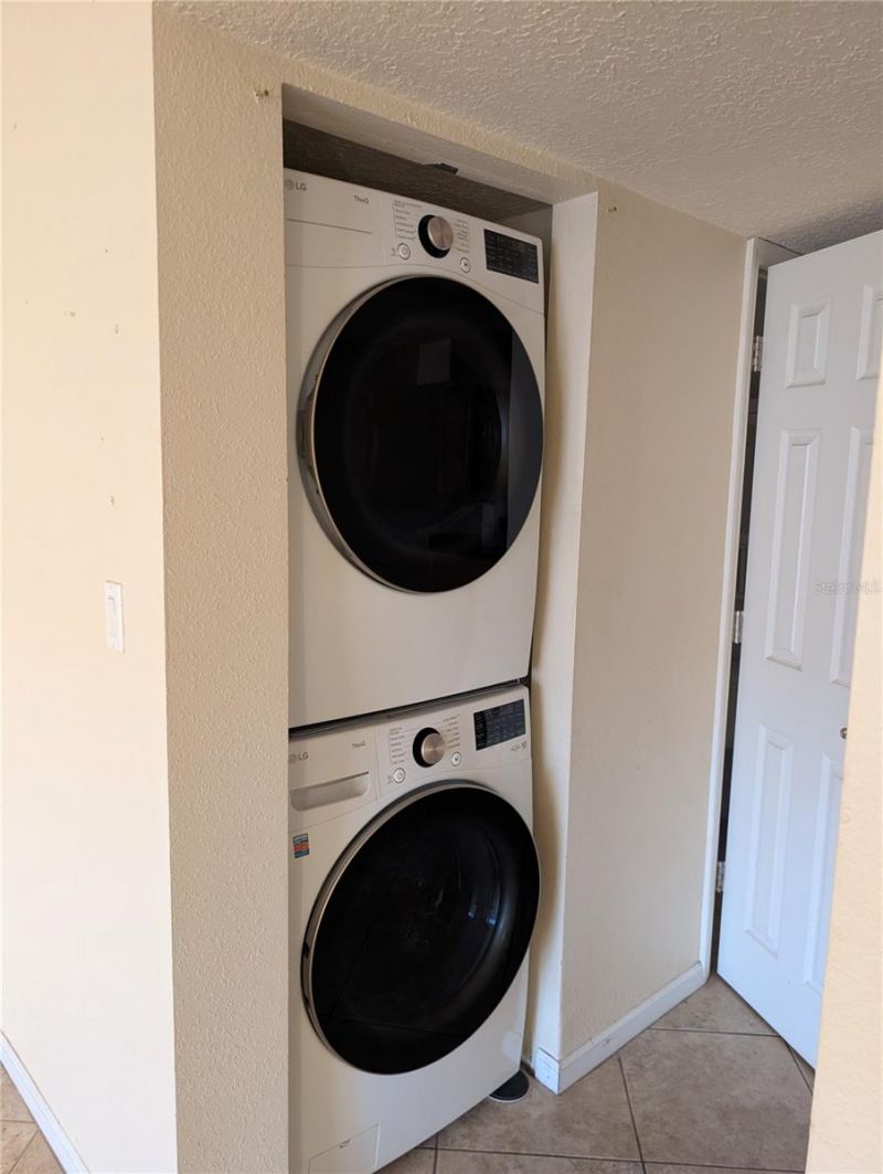 4957 Cobia Drive Se, Saint Petersburg, FL 33705 Photo