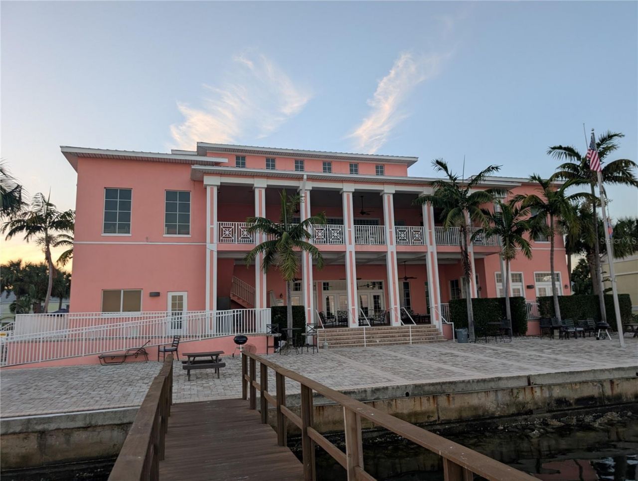 4957 Cobia Drive Se, Saint Petersburg, FL 33705 Photo